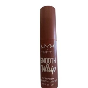 NYX Smooth Whip Matte Lip Cream Latte Foam Long-lasting 4mL